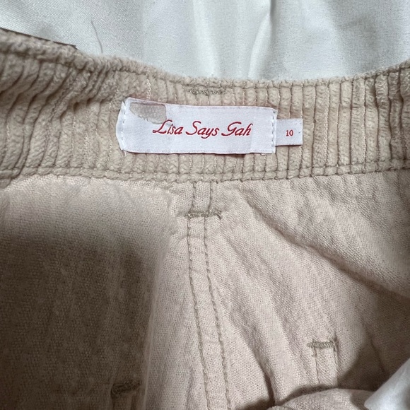 Lisa Says Gah - Dylan Pant - Picture 4 of 5